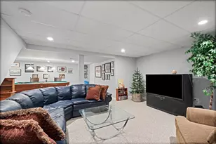 2412 Shaker Ct, Naperville, IL 60564 - Photo 33