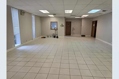 6445 N Hamlin Avenue, Lincolnwood, IL 60712 - Photo 7