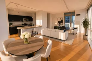 8 E Randolph St, Chicago, IL 60601 - Photo 3