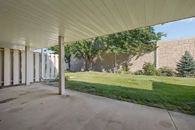 29 Fallcreek Circle, Montgomery, IL 60538 - Photo 7