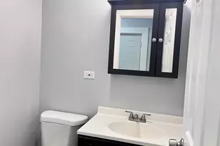 10739 S State St, Chicago, IL 60628 - Photo 5