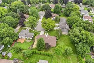 2141 Country Knoll Ct, Elgin, IL 60123 - Photo 33