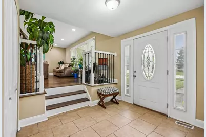 7 Derbyshire Court, Bolingbrook, IL 60440 - Photo 3