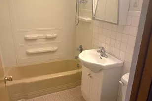 604 N Ardmore Ave, Villa Park, IL 60181 - Photo 7
