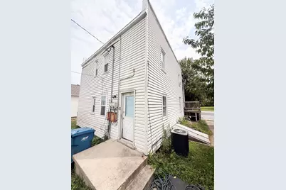 1179 S Schuyler Avenue, Kankakee, IL 60901 - Photo 3