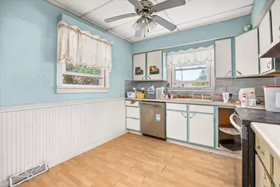 408 N Columbia Avenue, Oglesby, IL 61348 - Photo 5