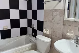 2645 W Haddon Ave, Chicago, IL 60622 - Photo 5