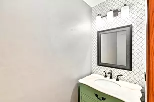 16459 Kingsbrook Dr, Crest Hill, IL 60403 - Photo 11