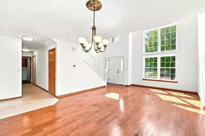 16459 Kingsbrook Drive, Crest Hill, IL 60403 - Photo 5