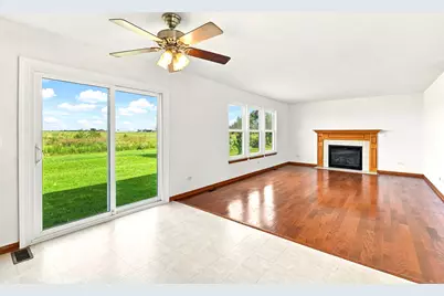 16459 Kingsbrook Drive, Crest Hill, IL 60403 - Photo 9