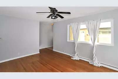 4843 Elm Street #A, Skokie, IL 60076 - Photo 5