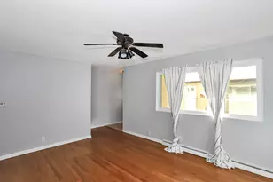 4843 Elm St, Skokie, IL 60076 - Photo 5