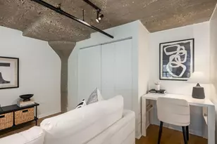 758 N Larrabee St, Chicago, IL 60610 - Photo 13