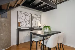 758 N Larrabee St, Chicago, IL 60610 - Photo 11