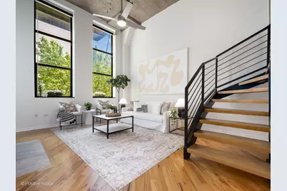 758 N Larrabee Street #220, Chicago, IL 60610 - Photo 3