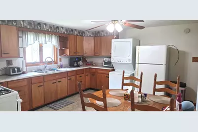 319 Cedar Street, Hoopeston, IL 60942 - Photo 5
