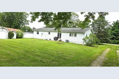 319 Cedar Street, Hoopeston, IL 60942 - Photo 17