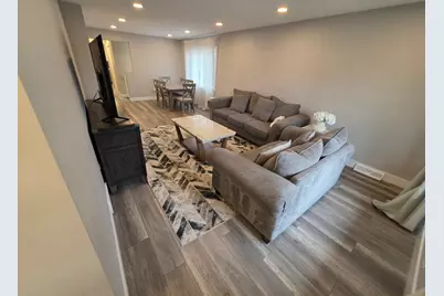 4305 Judd Avenue, Schiller Park, IL 60176 - Photo 5