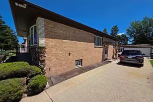 4305 Judd Ave, Schiller Park, IL 60176 - Photo 3