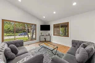 6557 Raintree Ct, Lisle, IL 60532 - Photo 9