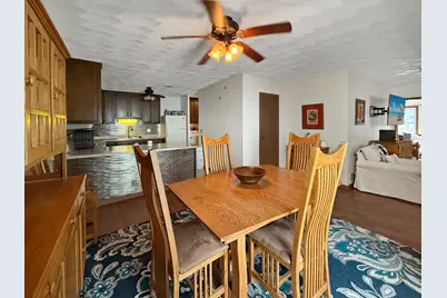 3150 W Carthage Drive #4, Freeport, IL 61032 - Photo 5
