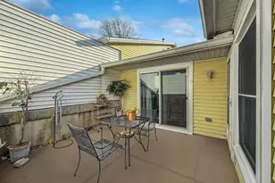 3150 W Carthage Dr, Freeport, IL 61032 - Photo 3