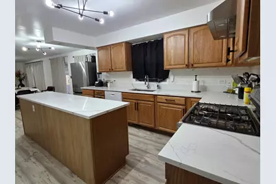 430 Gillings Drive, Gurnee, IL 60031 - Photo 7
