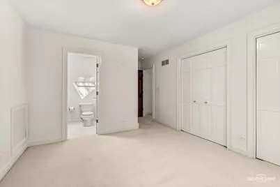 4N468 S Robert Frost Circle, Saint Charles, IL 60175 - Photo 15