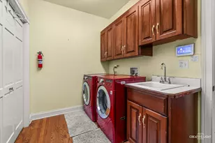 4N468 S Robert Frost Cir, Saint Charles, IL 60175 - Photo 23