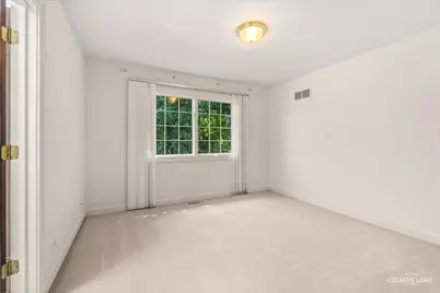 4N468 S Robert Frost Circle, Saint Charles, IL 60175 - Photo 17
