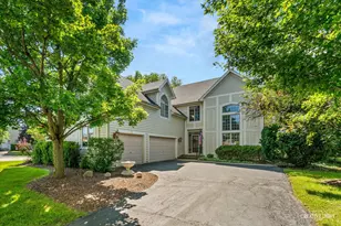 4N468 S Robert Frost Cir, Saint Charles, IL 60175 - Photo 1