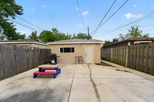 1807 N Keeler Ave, Chicago, IL 60639 - Photo 25