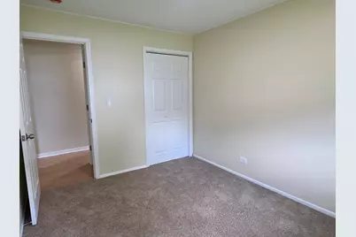 70 N Idlewild Avenue, Mundelein, IL 60060 - Photo 15
