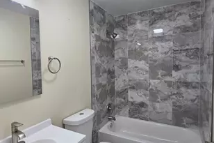 70 N Idlewild Ave, Mundelein, IL 60060 - Photo 11