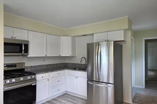 70 N Idlewild Ave, Mundelein, IL 60060 - Photo 7