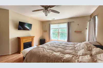 301 Wedgewood Circle #301, Lake in the Hills, IL 60156 - Photo 29