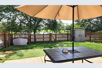 301 Wedgewood Circle #301, Lake in the Hills, IL 60156 - Photo 17