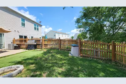 301 Wedgewood Circle #301, Lake in the Hills, IL 60156 - Photo 21