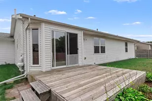 651 Purple Sage Dr, Roscoe, IL 61073 - Photo 33