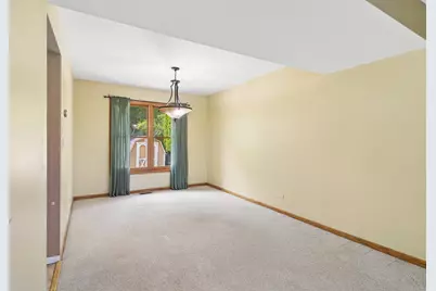 322 Chesapeake Lane, Bloomingdale, IL 60108 - Photo 17
