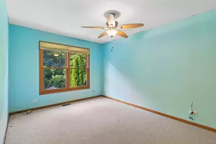 322 Chesapeake Ln, Bloomingdale, IL 60108 - Photo 25