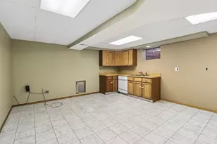 322 Chesapeake Ln, Bloomingdale, IL 60108 - Photo 35