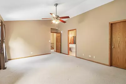 322 Chesapeake Lane, Bloomingdale, IL 60108 - Photo 19