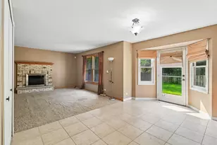 322 Chesapeake Ln, Bloomingdale, IL 60108 - Photo 13