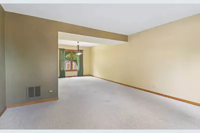 322 Chesapeake Lane, Bloomingdale, IL 60108 - Photo 15