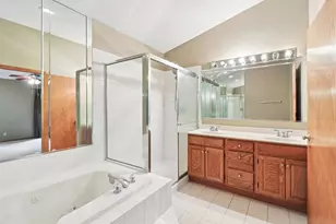 322 Chesapeake Ln, Bloomingdale, IL 60108 - Photo 21