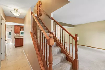 322 Chesapeake Lane, Bloomingdale, IL 60108 - Photo 3