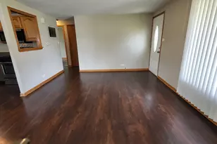 4119 W 89th Pl, Hometown, IL 60456 - Photo 5