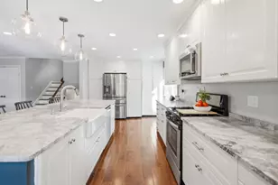 1519 W Raleigh Ct, Arlington Heights, IL 60004 - Photo 5