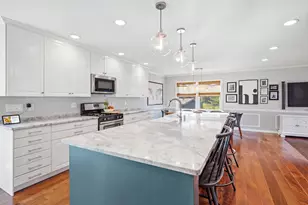 1519 W Raleigh Ct, Arlington Heights, IL 60004 - Photo 3